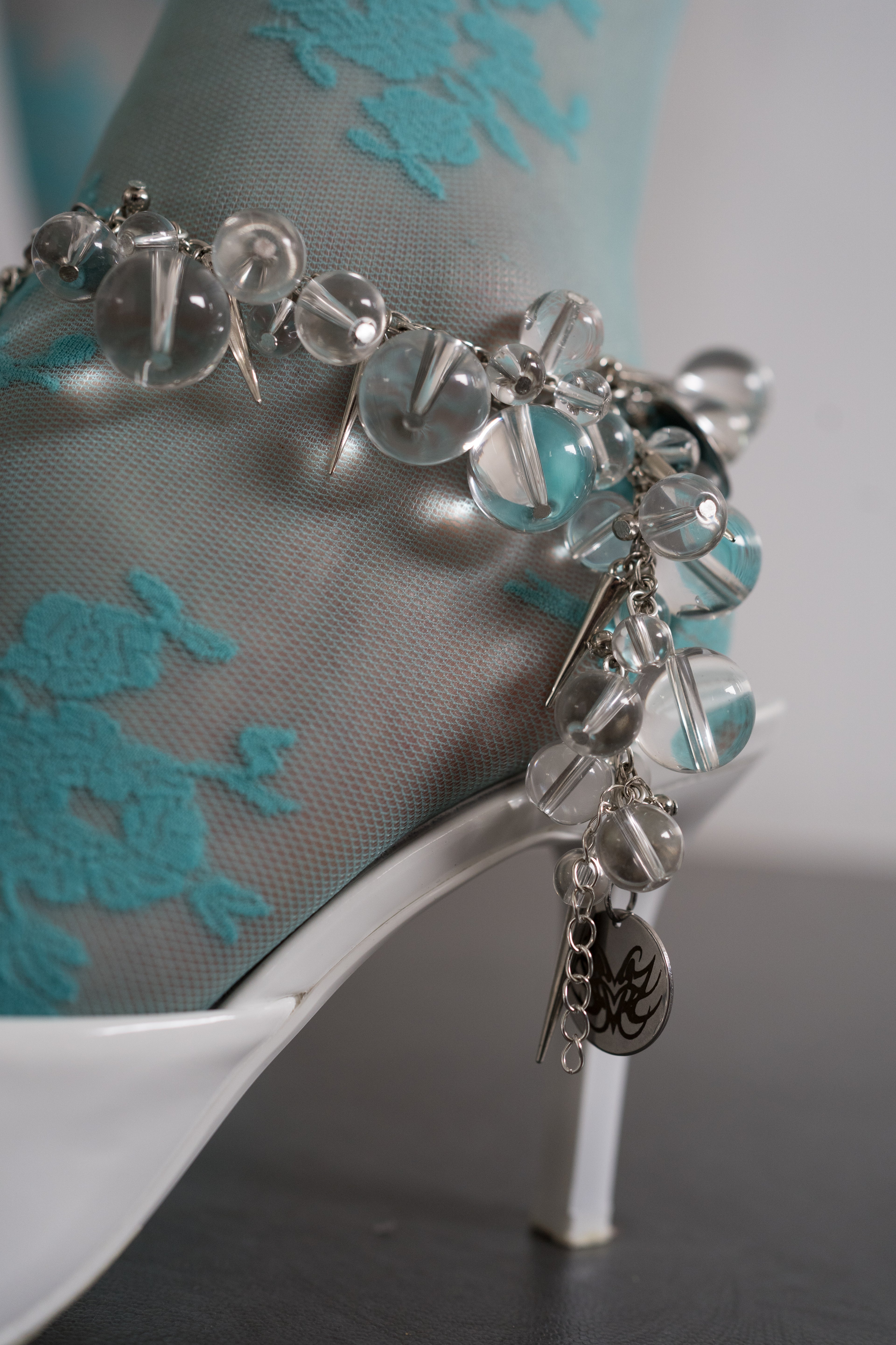 Beads bracelet transparent