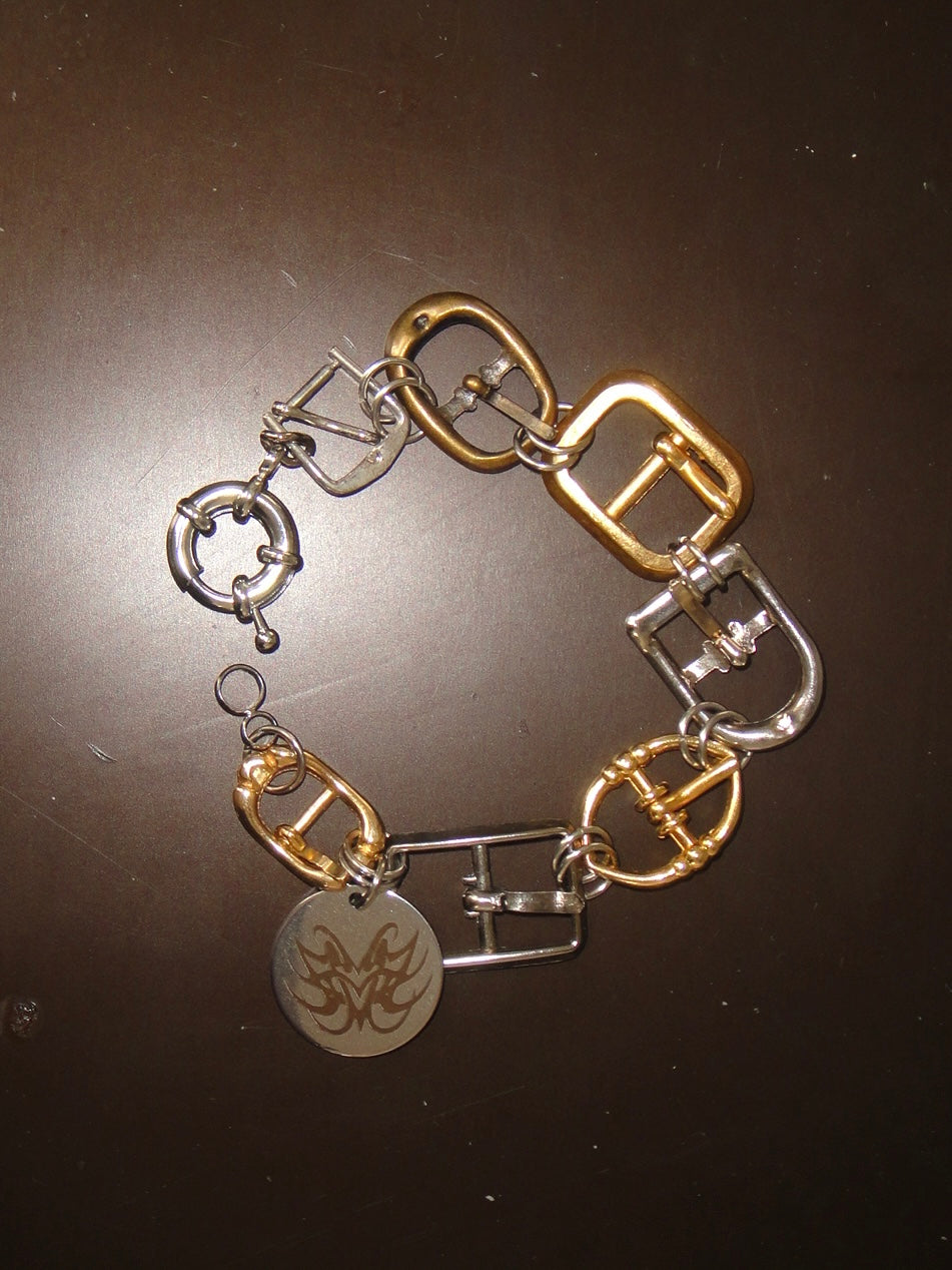 Buckle bracelet