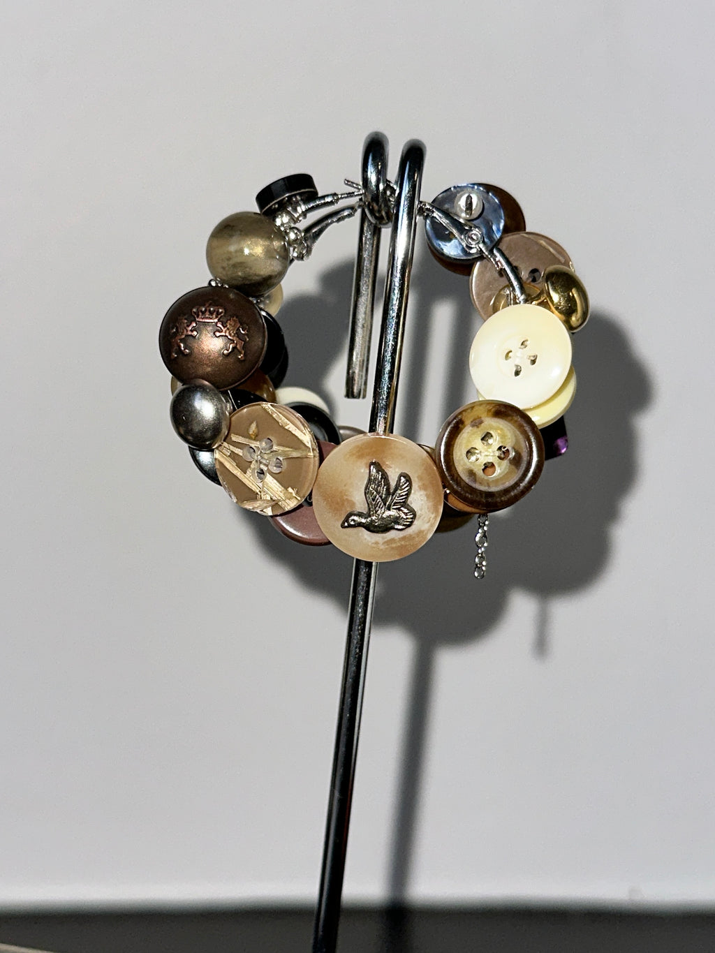 Button earrings - Brown