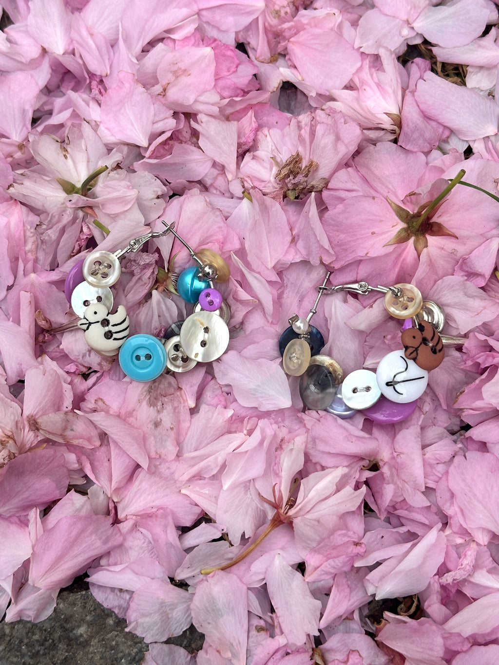Small Button earrings