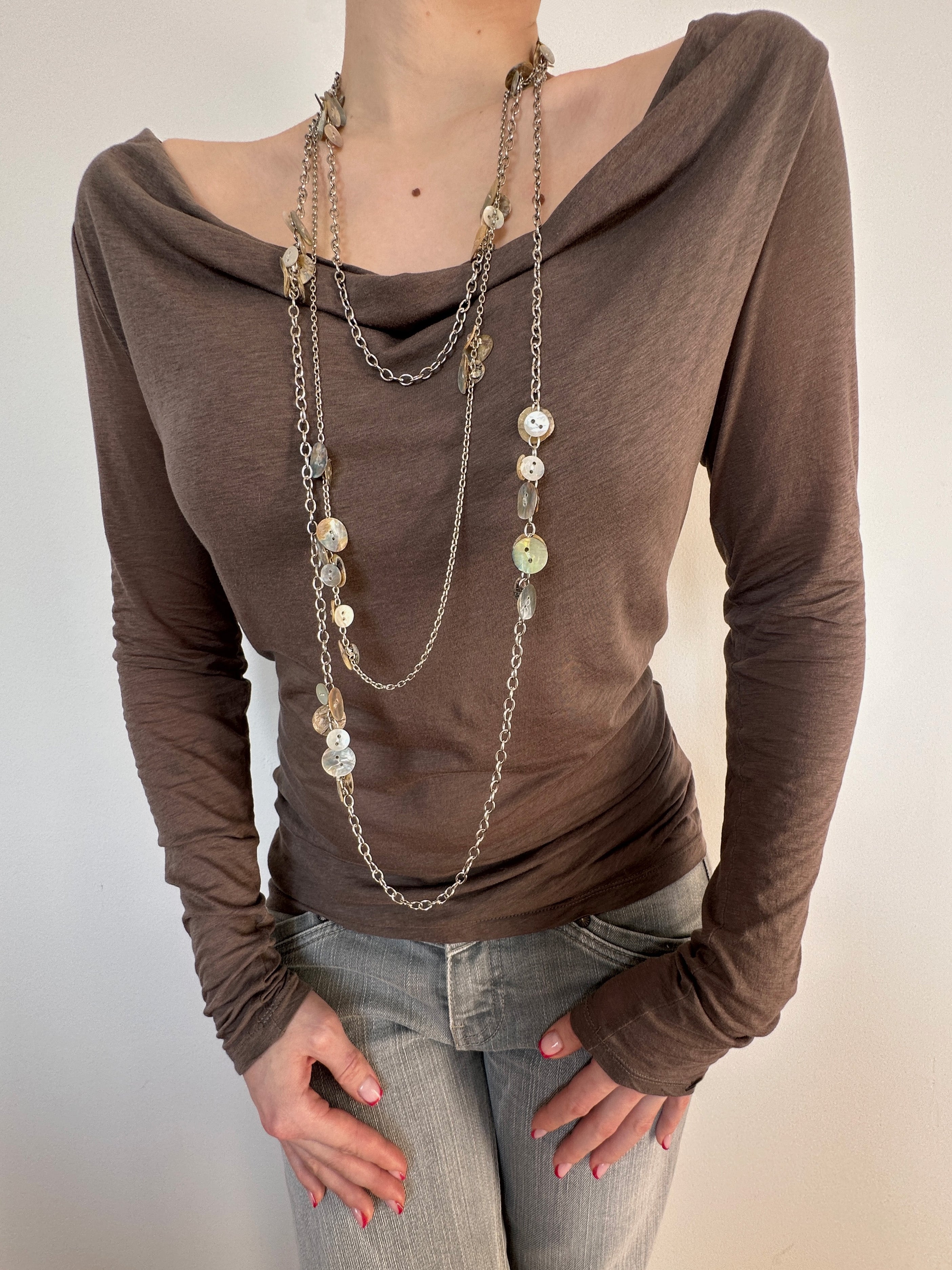Button Long Chain