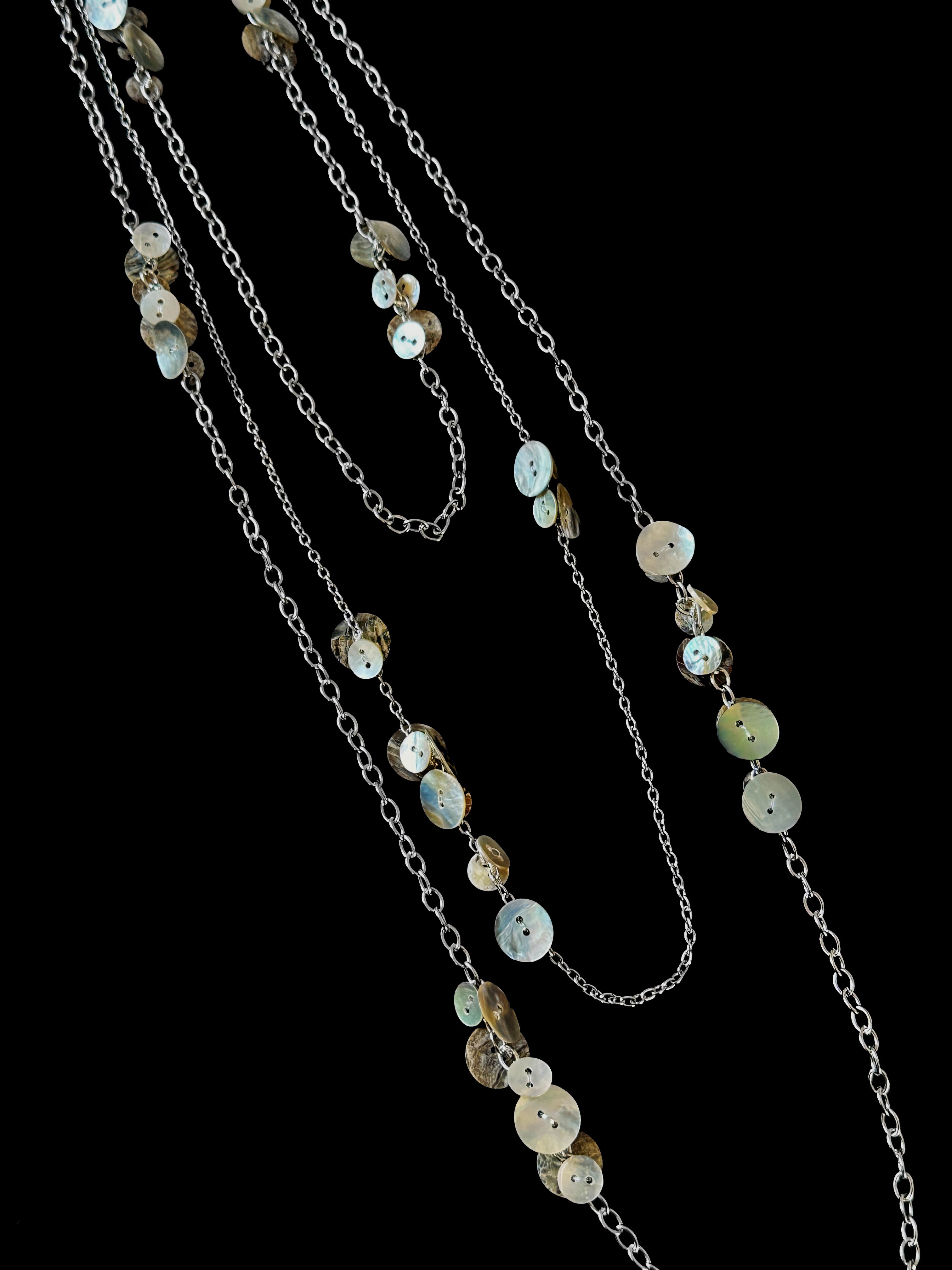 Button Long Chain